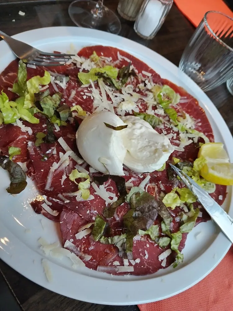 Carpaccio de Boeuf Et Sa Burrata